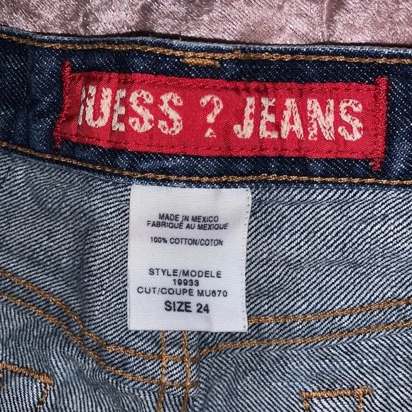 Vintage Guess Jeans - Picture 2 of 4